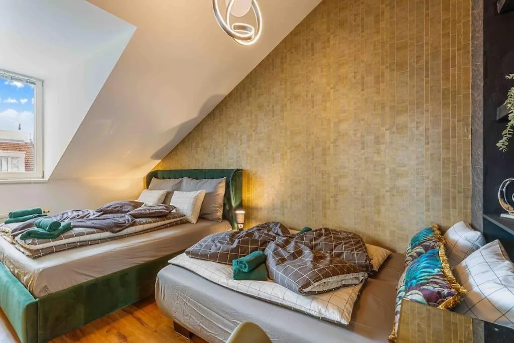 „Royal Loft View“ Rooftop Naehe Stadtzentrum Vienna Austria